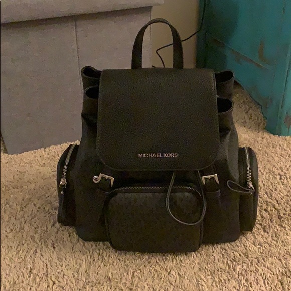 michael kors abbey backpack black